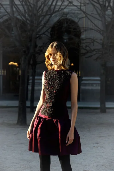 Look 18